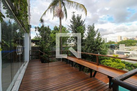 Casa para alugar com 416m², 3 quartos e 2 vagas Casa para alugar com 416m², 3 quartos e 2 vagasPiscina