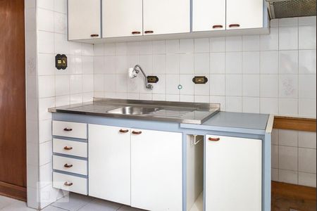 Cozinha de apartamento à venda com 1 quarto, 42m² em Bela Vista, São Paulo