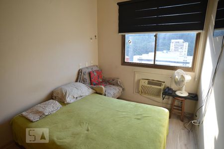 Quarto  de apartamento para alugar com 3 quartos, 99m² em Botafogo, Rio de Janeiro