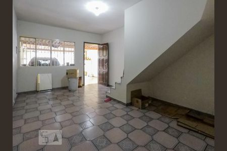 Casa para alugar com 2 quartos, 100m² em Jardim Clímax, São Paulo