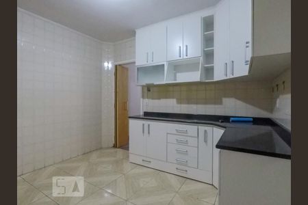 Casa para alugar com 2 quartos, 100m² em Jardim Clímax, São Paulo