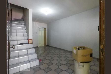 Casa para alugar com 2 quartos, 100m² em Jardim Clímax, São Paulo