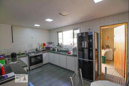 Cozinha de casa à venda com 3 quartos, 212m² em Vila Anglo Brasileira, São Paulo