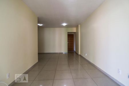 Sala de apartamento para alugar com 3 quartos, 113m² em Setor Bueno, Goiânia