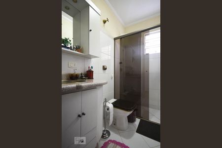 Banheiro 1 de casa à venda com 4 quartos, 120m² em Jardim Taboao, São Paulo