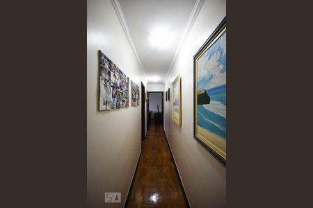 Corredor de casa à venda com 4 quartos, 120m² em Jardim Taboao, São Paulo