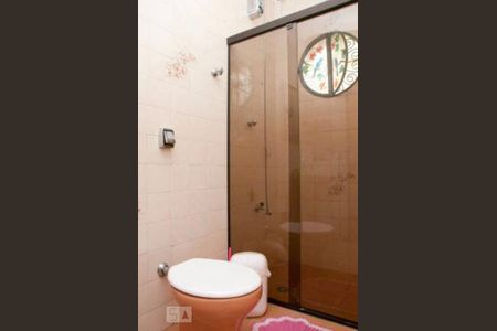 Banheiro 3 de casa à venda com 3 quartos, 250m² em Santa Teresinha, São Paulo
