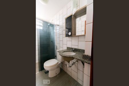 Banheiro 01 de apartamento para alugar com 3 quartos, 104m² em  Residencial Morada das Águas (águas Claras), Brasília