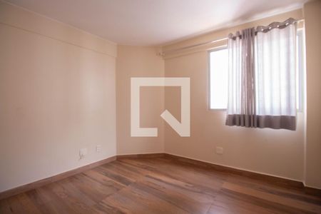 Quarto 1 de apartamento para alugar com 3 quartos, 104m² em  Residencial Morada das Águas (águas Claras), Brasília