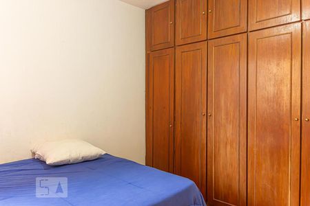 Suíte de casa à venda com 3 quartos, 140m² em Vila Dom Pedro I, São Paulo