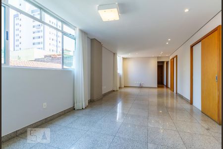 Sala de apartamento para alugar com 3 quartos, 134m² em Palmares, Belo Horizonte