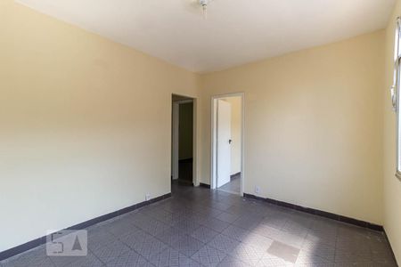 Sala de casa para alugar com 2 quartos, 70m² em Piedade, Rio de Janeiro