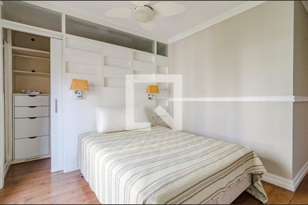 Suíte de apartamento para alugar com 2 quartos, 130m² em Cerqueira César, São Paulo