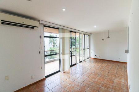 Sala de apartamento para alugar com 3 quartos, 75m² em Recreio dos Bandeirantes, Rio de Janeiro