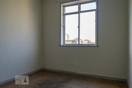 Quarto 1 de apartamento para alugar com 2 quartos, 45m² em Olaria, Rio de Janeiro