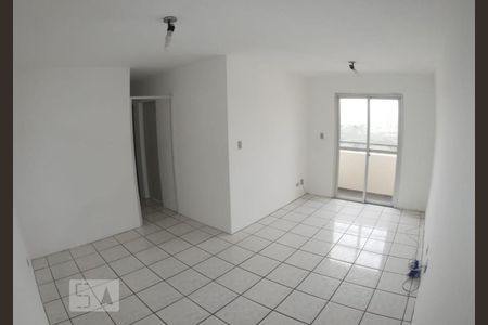 Sala  de apartamento para alugar com 3 quartos, 70m² em Continental, Osasco