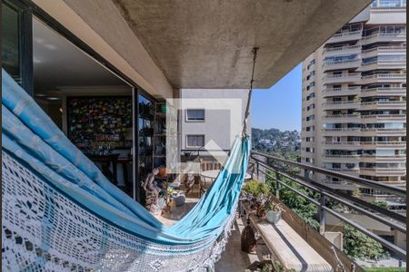 Varanda de apartamento para alugar com 3 quartos, 258m² em Real Parque, São Paulo