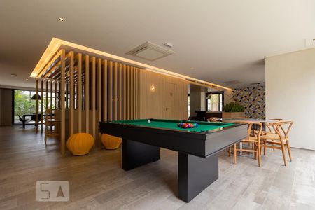 Studio para alugar com 53m², 1 quarto e 1 vaga Studio para alugar com 53m², 1 quarto e 1 vagaSalão de jogos