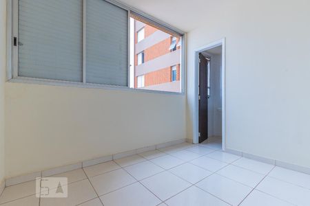Quarto da suíte de apartamento à venda com 1 quarto, 50m² em Centro, Campinas