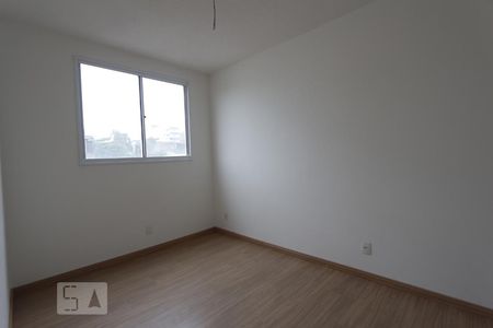 Quarto 1 de apartamento para alugar com 2 quartos, 48m² em Taquara, Rio de Janeiro