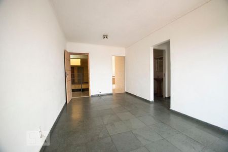 Apartamento à venda com 77m², 2 quartos e 1 vagasala