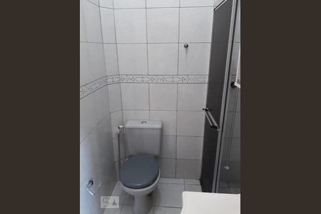 Banheiro de apartamento para alugar com 2 quartos, 49m² em Marechal Rondon, Canoas