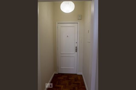 Hall de Entrada de apartamento para alugar com 2 quartos, 80m² em Leblon, Rio de Janeiro