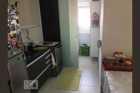 Cozinha de apartamento à venda com 1 quarto, 61m² em Botafogo, Campinas