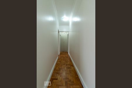 Corredor de apartamento à venda com 2 quartos, 75m² em Jardim Paulista, São Paulo