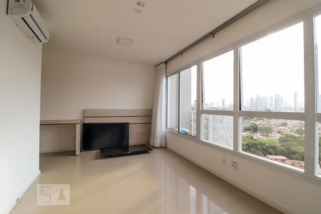 Sala e Quarto de kitnet/studio para alugar com 1 quarto, 40m² em Jardim Goiás, Goiânia