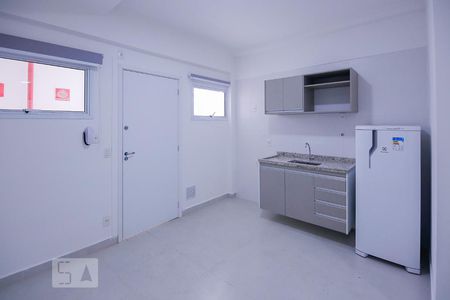 Cozinha de apartamento para alugar com 1 quarto, 26m² em Luz, São Paulo