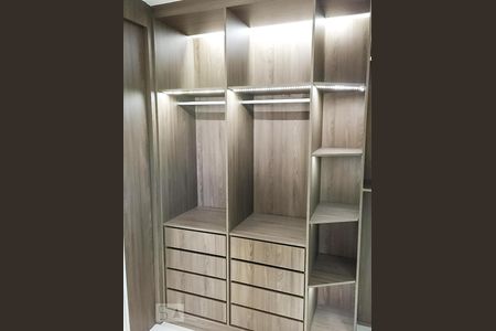 Closet de apartamento à venda com 1 quarto, 90m² em Rudge Ramos, São Bernardo do Campo