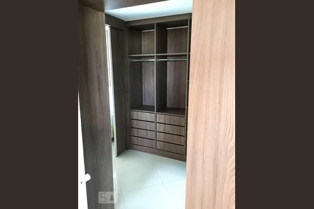 Closet de apartamento à venda com 1 quarto, 90m² em Rudge Ramos, São Bernardo do Campo