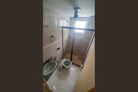 Banheiro de apartamento para alugar com 2 quartos, 80m² em Irajá, Rio de Janeiro