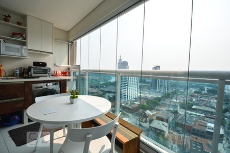 Varanda de apartamento para alugar com 1 quarto, 35m² em Pinheiros, São Paulo