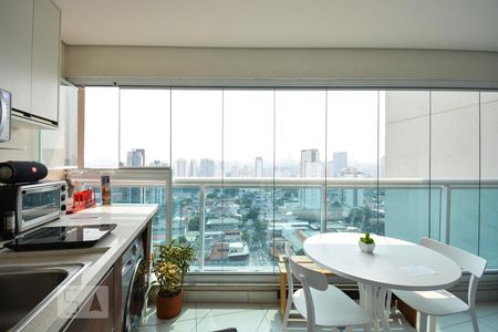 Varanda de apartamento à venda com 1 quarto, 35m² em Pinheiros, São Paulo