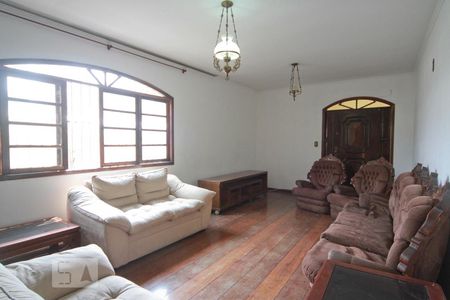 Sala de casa à venda com 4 quartos, 320m² em Vila Bonilha Nova, São Paulo