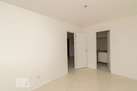 SUÍTE de apartamento para alugar com 2 quartos, 88m² em Centro, Niterói