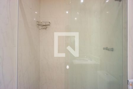 Apartamento à venda com 153m², 2 quartos e 2 vagas Apartamento à venda com 153m², 2 quartos e 2 vagasBanheiro da Suíte 1