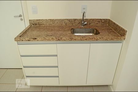 Cozinha de apartamento para alugar com 1 quarto, 34m² em Sul (águas Claras), Brasília