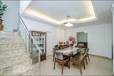 Sala de Jantar de casa à venda com 4 quartos, 285m² em Santa Lúcia, Belo Horizonte