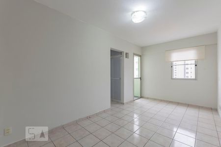 Sala de apartamento para alugar com 1 quarto, 45m² em Aclimação, São Paulo