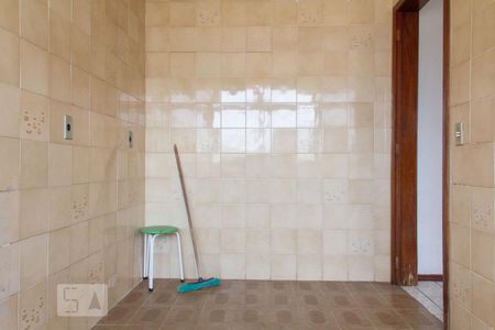 Cozinha de apartamento à venda com 1 quarto, 63m² em Sarandi, Porto Alegre