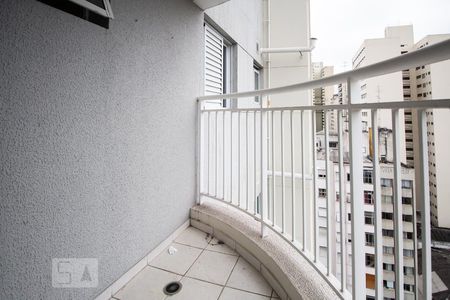 Varanda de apartamento para alugar com 1 quarto, 60m² em Santa Cecília, São Paulo