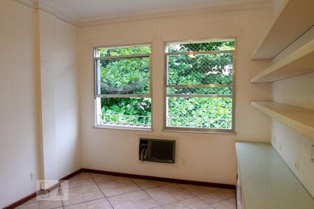 Sala de apartamento para alugar com 3 quartos, 86m² em Leblon, Rio de Janeiro