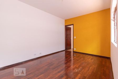 Sala de casa para alugar com 2 quartos, 70m² em Jardim Ester, São Paulo