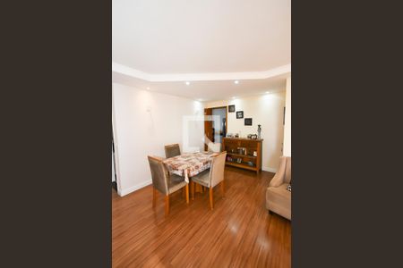 Sala de apartamento à venda com 3 quartos, 79m² em Vila Paiva, São Paulo