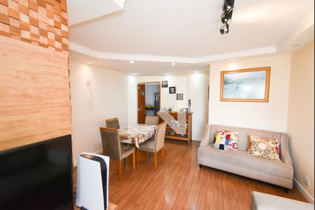 Sala de apartamento à venda com 3 quartos, 79m² em Vila Paiva, São Paulo