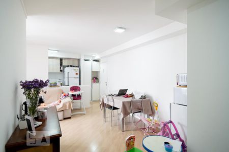 Sala de apartamento à venda com 2 quartos, 64m² em Jardim Prudência, São Paulo