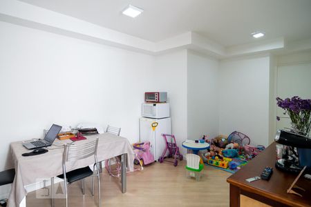 Sala de apartamento à venda com 2 quartos, 64m² em Jardim Prudência, São Paulo